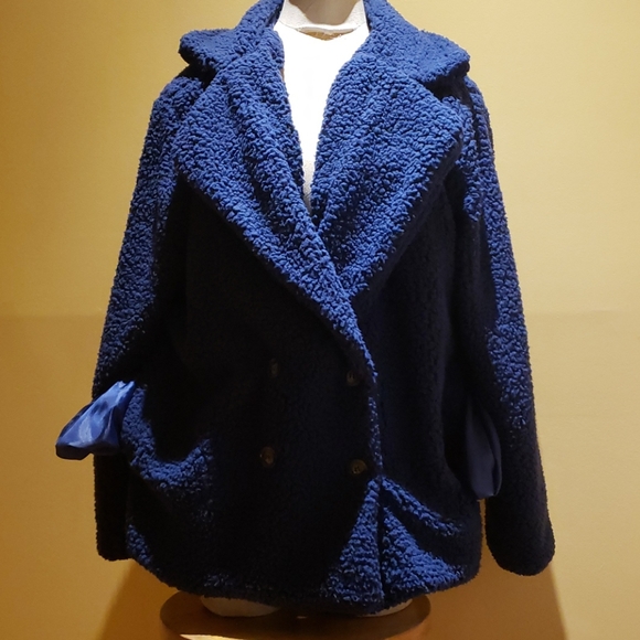 *Last Chance* Teddy Jacket - Picture 3 of 6